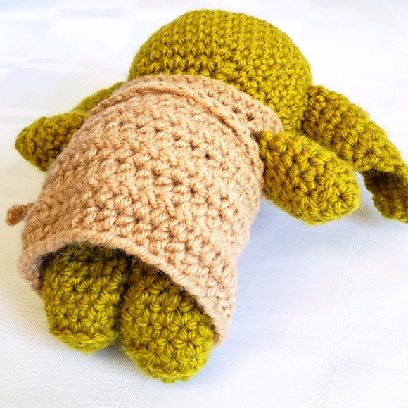 Baby Yoda Plushy - Picture 3 of 4